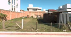 Terreno de 300m² Pronto para Construir na Praia de Zimbros