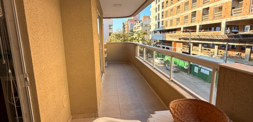Apartamento com 2 Dormitórios Mobiliado e Decorado na Praia de Bombas