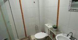 Apartamento à Venda na Praia de Bombas com 2 Dormitórios – R$ 800.000