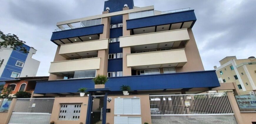 Apartamento a apenas 200 metros da Praia de Bombas – POR APENAS R$ 680.000 – Excelente Oportunidade!